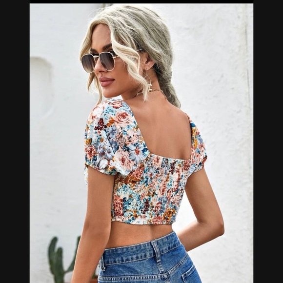 Brand New Small Frenchy Floral Print Tie Front Crop Blouse - Picture 4 of 5